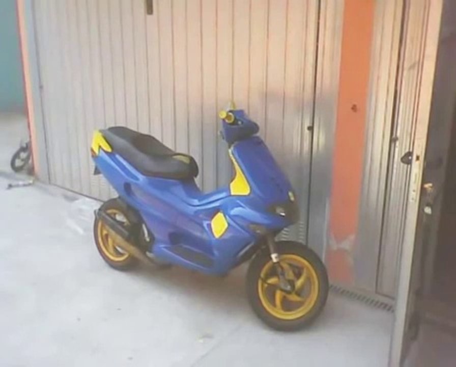 MY SCOOTER ::: RUNNER