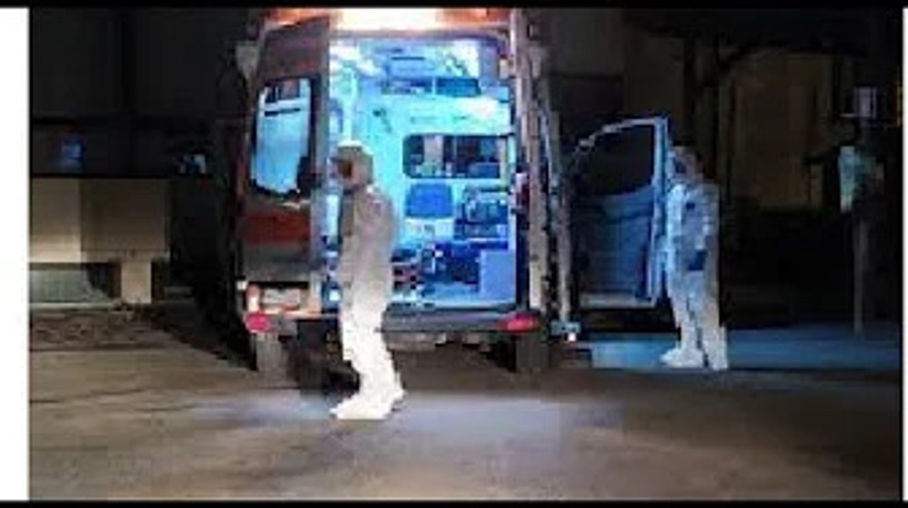 Cadavere carbonizzato in un fosso: avvolto dal fuoco mentre bruciava sterpaglie