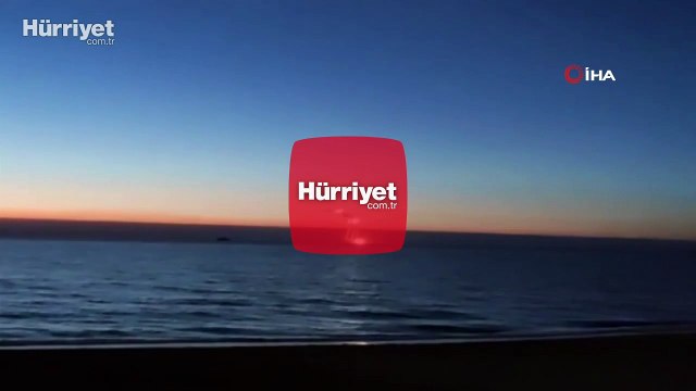 Rus savaş gemilerinin Ukrayna’ya füze fırlattığı anlar görüntülendi