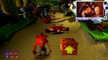 Crash Bandicoot : Denise 75 ans s'attaque à Crash Bandicoot