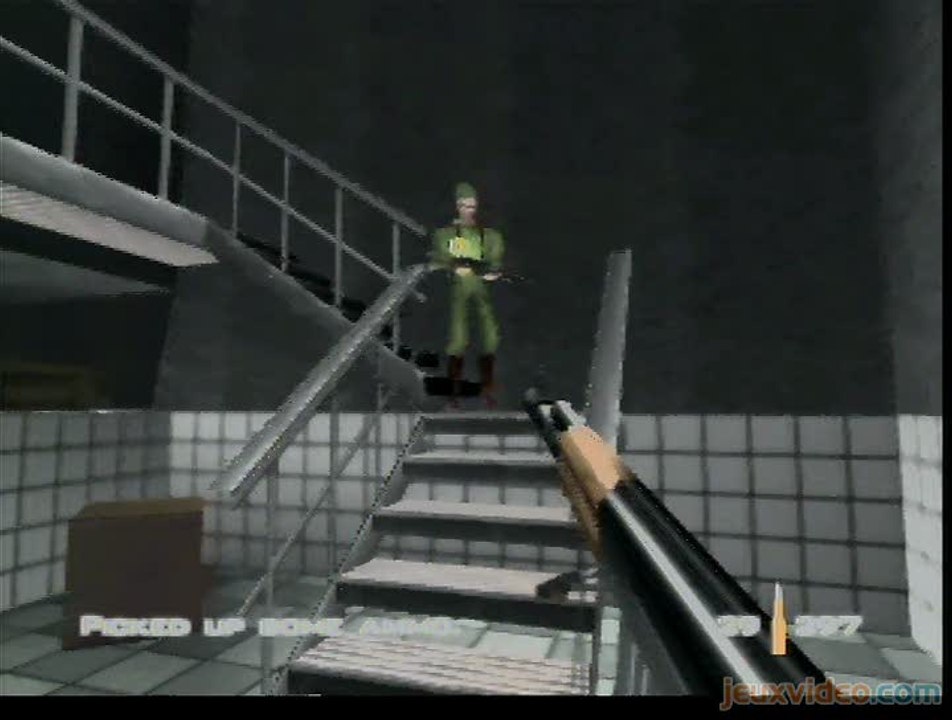 GoldenEye 007 : 1/3 : Du rififi dans les toilettes