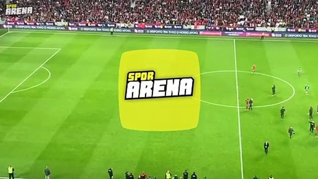 Milli oyuncular ve Kuntz, Burak Yılmaz'ı teselli etti