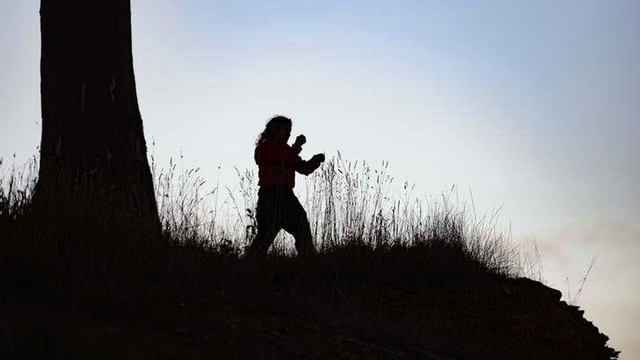 Boxer Bianca Elmir fights back against Muslim stereotypes