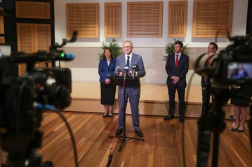 ALP promises to help first time buyers during Federal Election campaign launch in Warilla