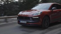 The new Porsche Macan T in Papaya Metallic Driving Video