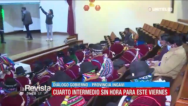Gobierno y comunarios ingresan en cuarto intermedio pero no levantan bloqueos en la vía a Desaguadero
