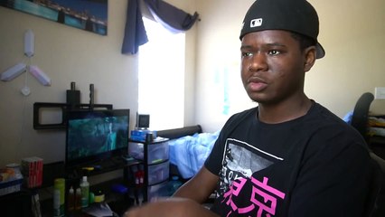 SZN 3 WATCHES THE BATMAN!  LIVE THEATRE REACTION #3