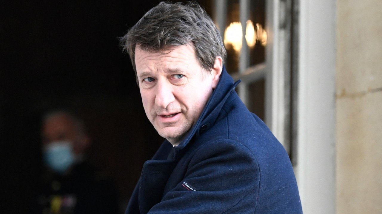 GALA VIDEO - “Elle peut être très dure et très cash” : Yannick Jadot se confie sur sa compagne Isabelle Saporta