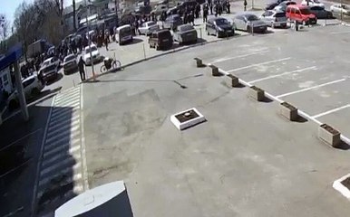 Kharkiv. As imagens do ataque a centro humanitário que provocou 6 mortos