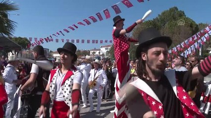 Ege'nin gastronomi buluşması "Alaçatı Ot Festivali" başladı