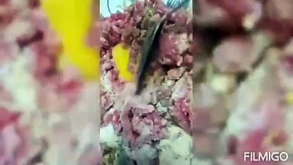 الأكلة التي سرقت قلوب الملايين عرق اللحمة الكدابة والانشون البيتي بكل بساطة