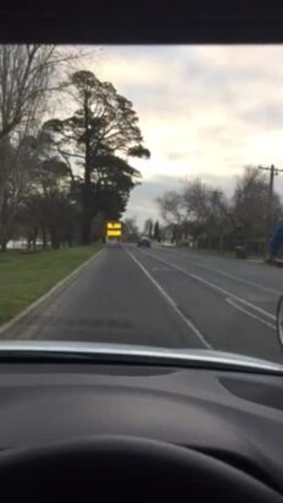 wendouree speed sign