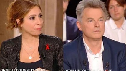 “C’est quoi cette question ?” : Fabien Roussel désarçonné par Léa Salamé