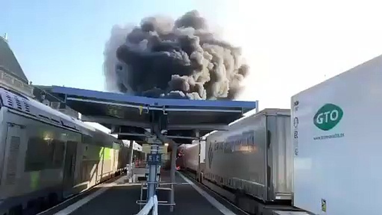 Incendie d'un train de fret en gare de Valenciennes