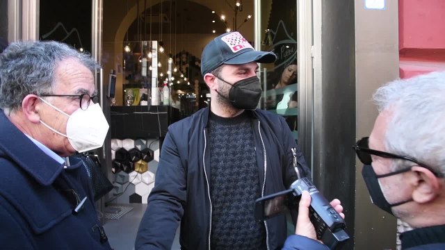 Camorra, nel Napoletano Pizza antipizzo dopo spari ai negozi