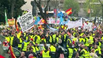 Continúan en España las protestas de transportistas por el precio de los carburantes