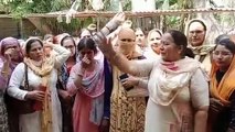 श्रीगंगानगर में आंगनबाड़ी महिलाओं ने प्रदर्शन कर मांगा हक