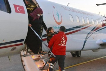 Son dakika haberi: KARACİĞER HASTASI 5 YAŞINDAKİ ASYA, AMBULANS UÇAKLA ADANA'YA GETİRİLDİ