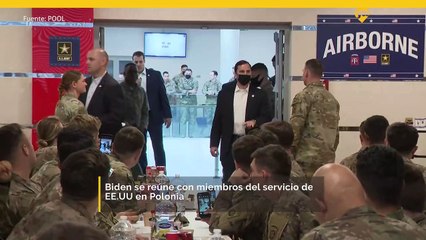 Biden se reúne con miembros del servicio de EE.UU en Polonia
