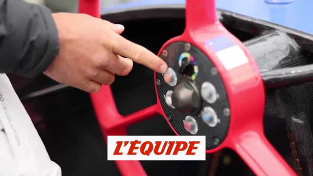 Quentin Delapierre détaille les commandes de son F50 - Voile - SailGP