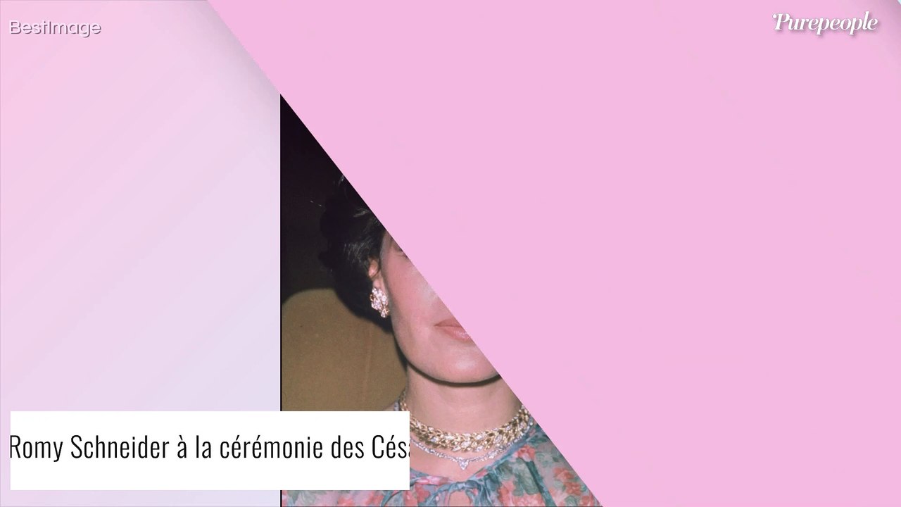 "C'est troublant, comme un tournant pour moi" : Sarah Biasini évoque la mort de sa mère Romy Schneider...