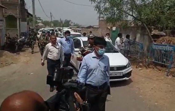 গ্রামের বাসিন্দাদের সাথে কথা বলে সিবিআই ঘটনার প্রত্যক্ষদর্শীদের নামের তালিকা তৈরি করল