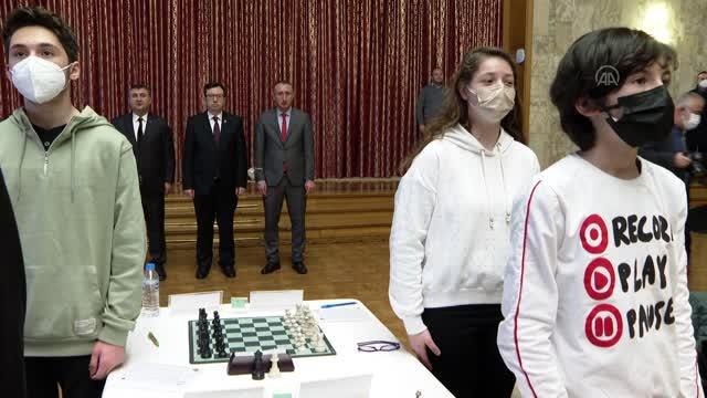 TBMM 23 Nisan Çocuk ve Gençlik Buluşmaları Satranç Turnuvası nın 3. etabı, Meclis'te başladı