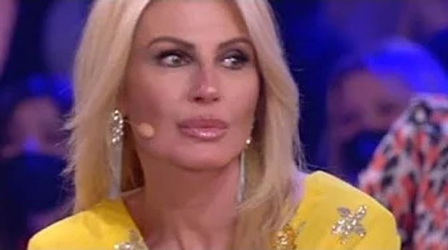GF Vip, la delusione di Nathaly Caldonazzo: Pugnalata alle spalle da Alessandro Basciano Nathaly C