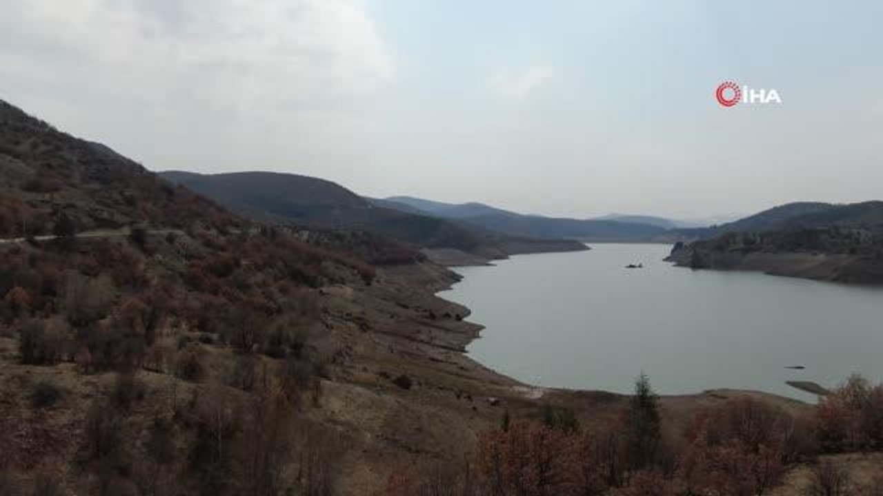 Eriyen karla birlikte dolmaya başlayan barajlar böyle görüntülendi
