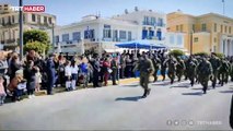 Yunan komandoları, askersiz statüdeki Sisam Adası'na geçit töreni yaptı