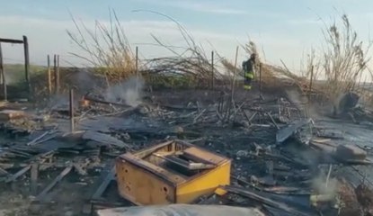 Latina - Incendio in un campeggio a Foce Verde (26.03.22)