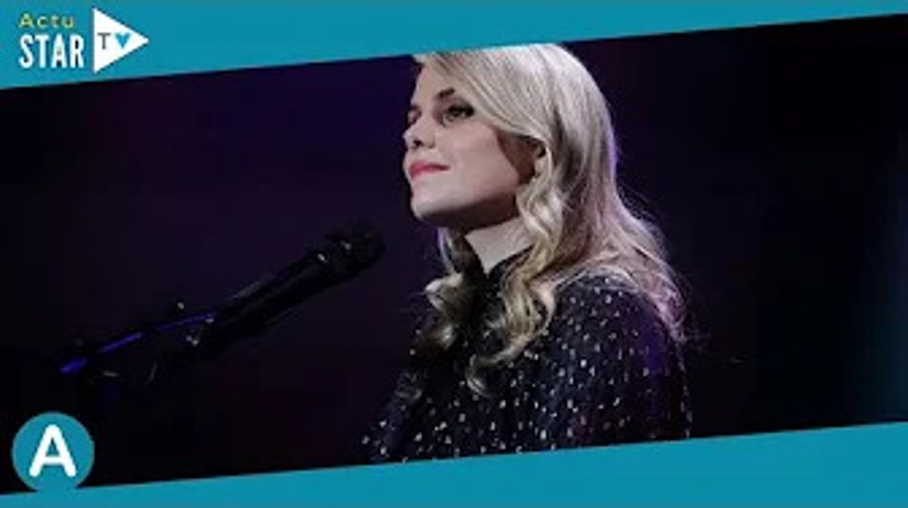 Coeur de pirate : la chanteuse pose totalement nue pour célébrer son grand retour