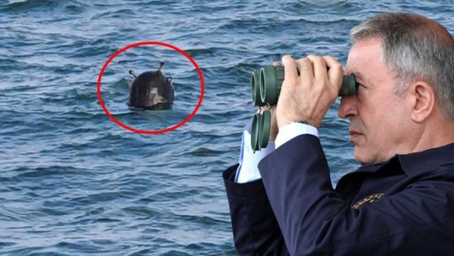 Son dakika! Milli Savunma Bakanı Akar: İstanbul Boğazı'nda sürüklenen mayın etkisiz hale getirildi