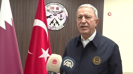 Bakan Akar: "Eski tip olduğu belirlenen mayın SAS timimiz tarafından etkisiz hale getirildi"Akar'dan İstanbul Boğazı açıklarında bulunan mayına...