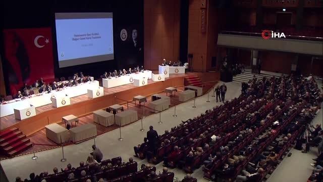 Eşref Hamamcıoğlu: Burak Elmas ve çalışma arkadaşları, Galatasaray'ın yükünü kaldıramamışlardır