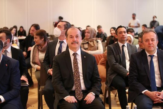 Viyana'da RTÜK ve YEE'den Dijital Çağda Medya Okuryazarlığı ve Türkçe Çalıştayı