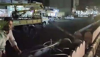 Pole Damagae : अभी-अभी टला भीषण हादसा, video में जानें क्या हुआ