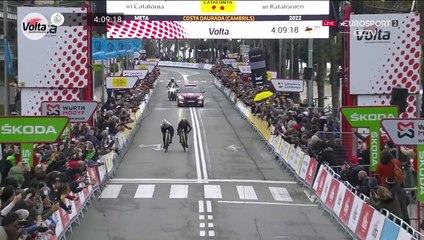 Un duel sud-américain indécis jusqu'au bout et une victoire de filou pour Carapaz