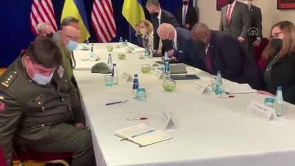 Biden, Ukrayna Dışişleri ve Savunma bakanları ile ülkedeki son durumu görüştü