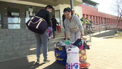 Solidarité internationale avec les Ukrainiens : reportage à la frontière hongro-ukrainienne