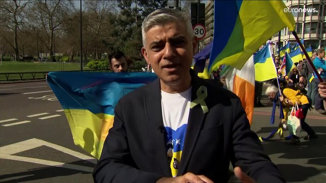 Антивоенные акции в Европе: россияне в Праге протестовали против Путина