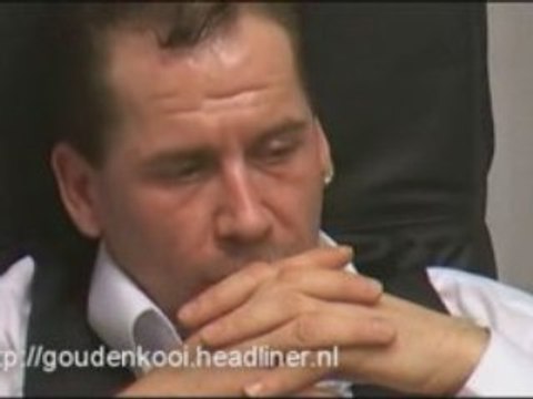 Mike wordt geconfronteerd door Jaap en Huub - deel 2