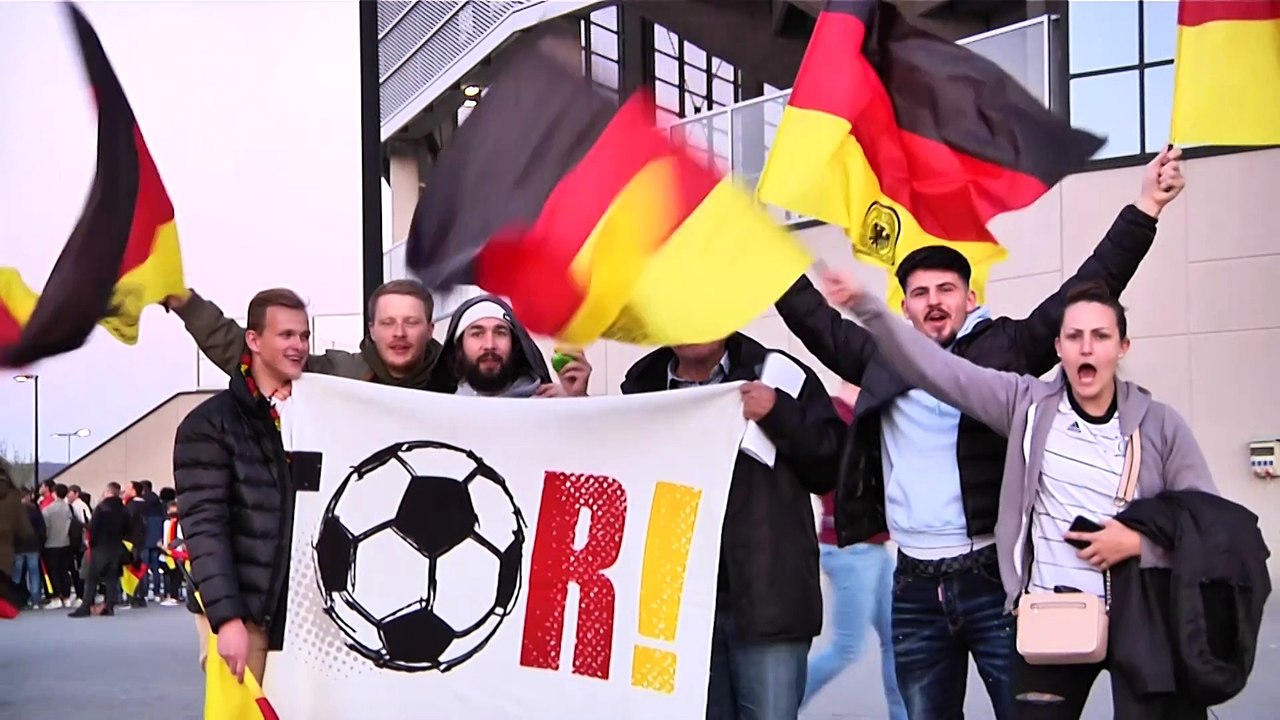 DFB-Fans zu Hansi Flick: 'Macht wieder Spaß!'