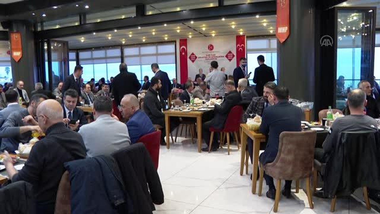 MHP Genel Başkan Yardımcısı Yönter, "Kadıköy Anlatma ve Aydınlatma Toplantısı"nda konuştu