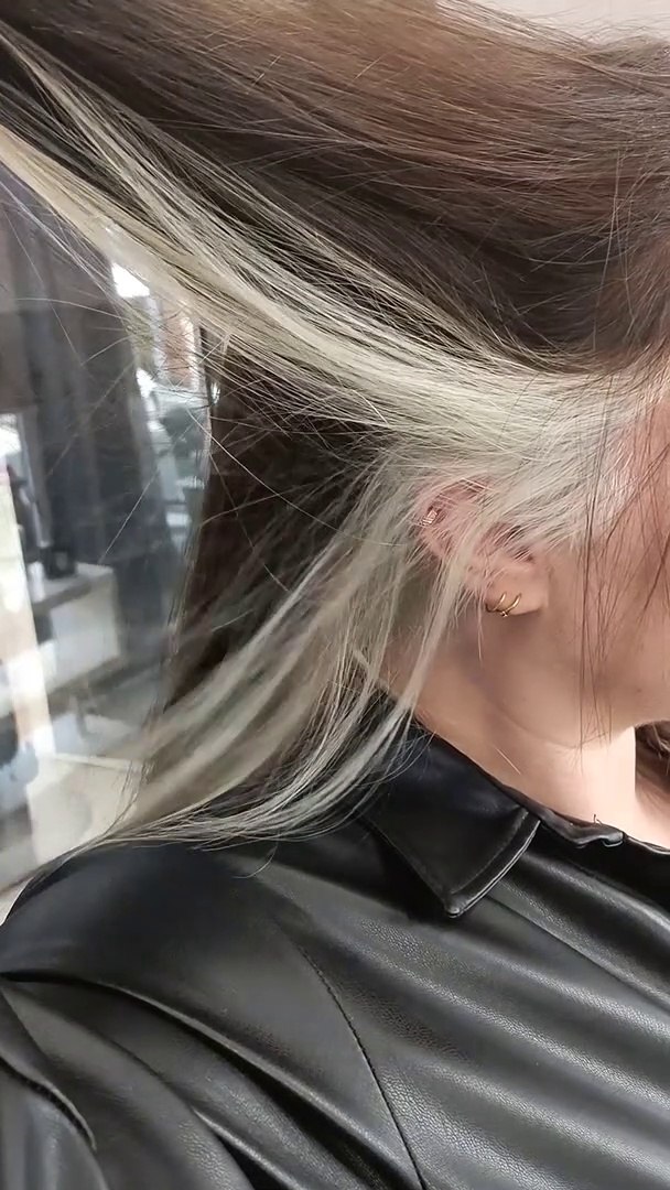 undercover colour chatain blond polaire coloriste aix en provence - Vidéo  Dailymotion