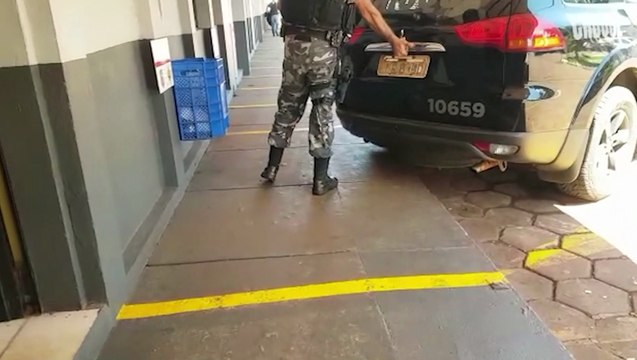 Envolvidos em assalto na BR-277, que foram detidos pelo Choque, são transferidos a Foz do Iguaçu