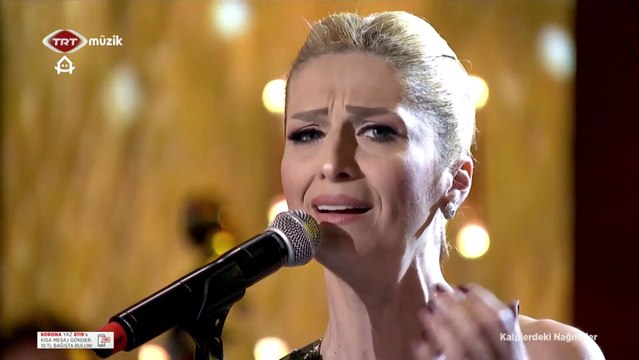 Melda Kuyucu / Ağlamakla inlemekle ömrüm gelip geçiyor