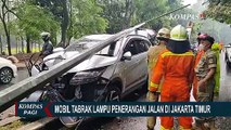 Melaju Kencang Hingga Kehilangan Kendali, Sebuah Mobil Hancur Akibat Tabrak Lampu Penerangan Jalan