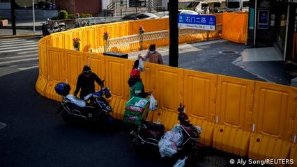 Shanghai lockdown hampers trade