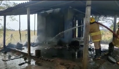 ஆயிரம் வாலா..காதணி விழா பந்தலில் பற்றிய தீ